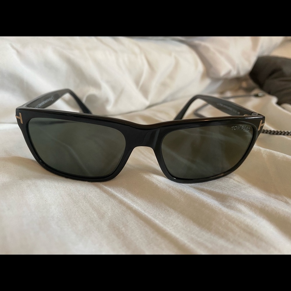 Tom Ford ‘Hugh’ polarized